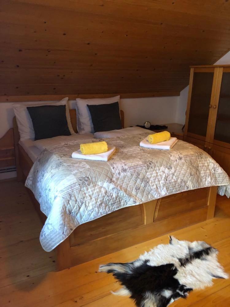 Apartma Cvrsta Trojka Есенице Экстерьер фото