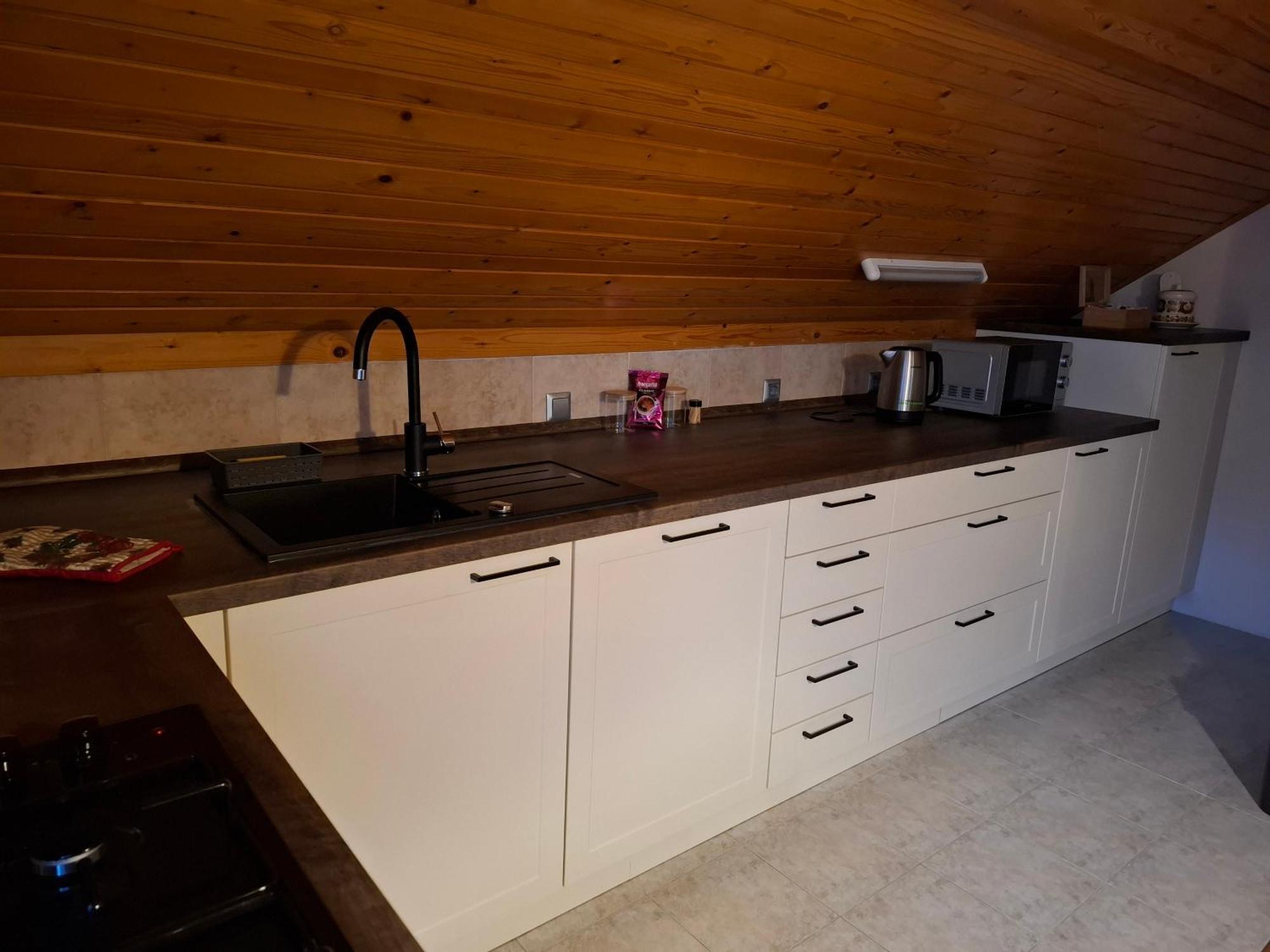Apartma Cvrsta Trojka Есенице Экстерьер фото